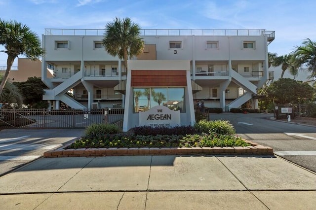 view of building exterior