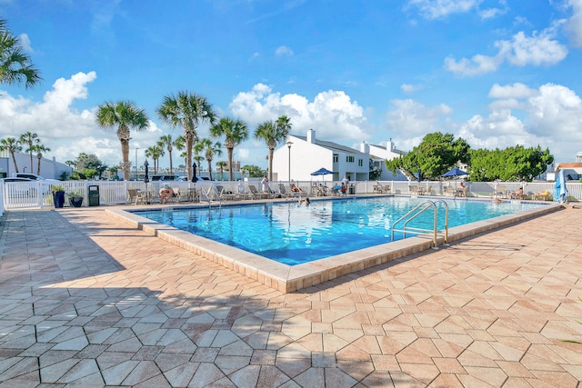 900 Gulf Shore Dr Unit 03, Destin, FL 32541 - community pool with a patio area