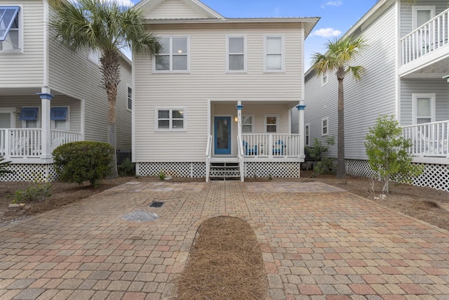 view of front of property with covered porch