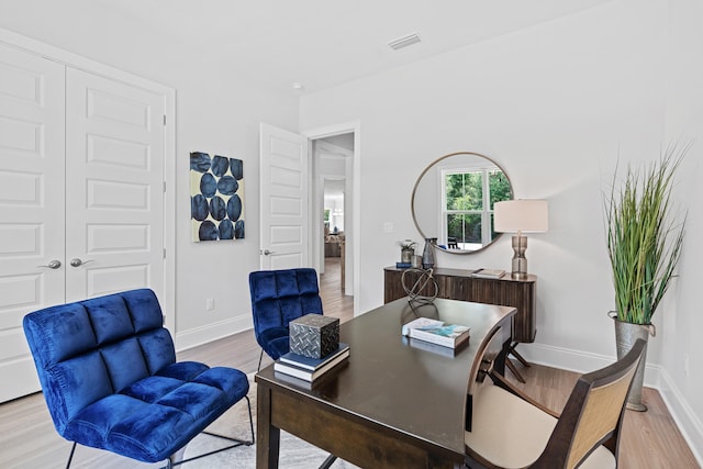 office area featuring light hardwood / wood-style flooring