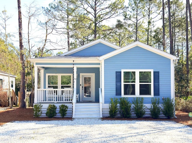 view of front facade with covered porch