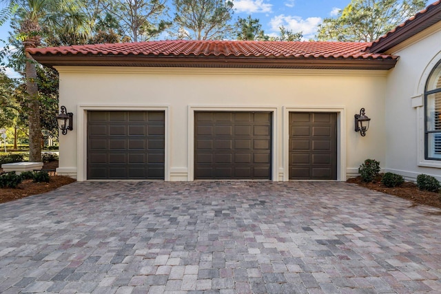 3400 Ravenwood Ln, Miramar Beach, FL 32550 - garage featuring decorative driveway
