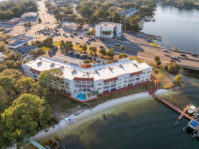 bird's eye view with a water view