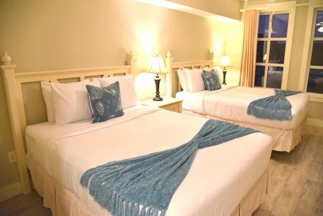 9200 Baytowne Wharf Blvd Unit 444/446, Miramar Beach, FL 32550 - bedroom with wood finished floors