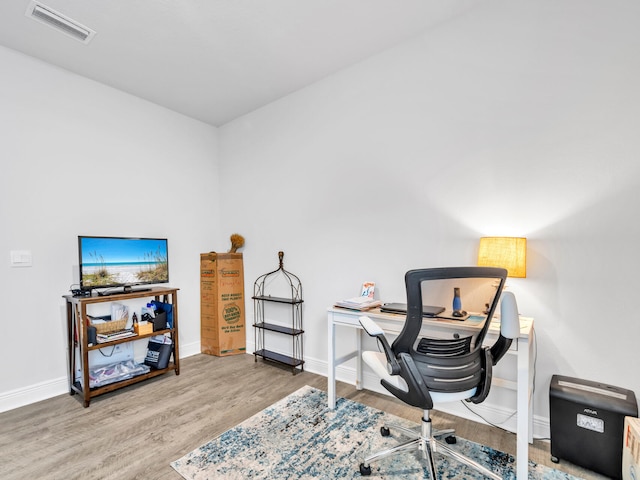 131 W Oak Trees Ln, Freeport, FL 32439 - office space with wood finished floors and baseboards