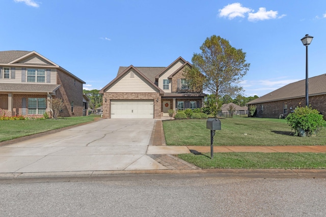 view of front of property featuring a front yard