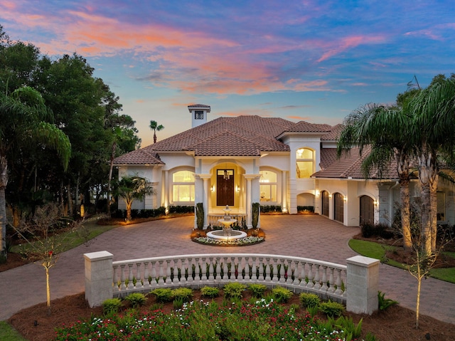 view of mediterranean / spanish-style house