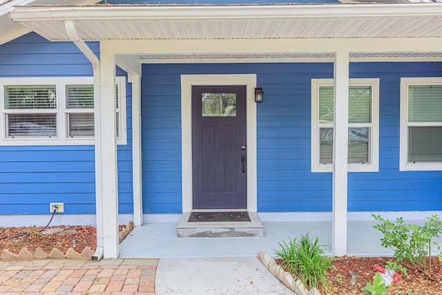1013 Gloria Ave, Fort Walton Beach, FL 32547 - view of exterior entry with covered porch