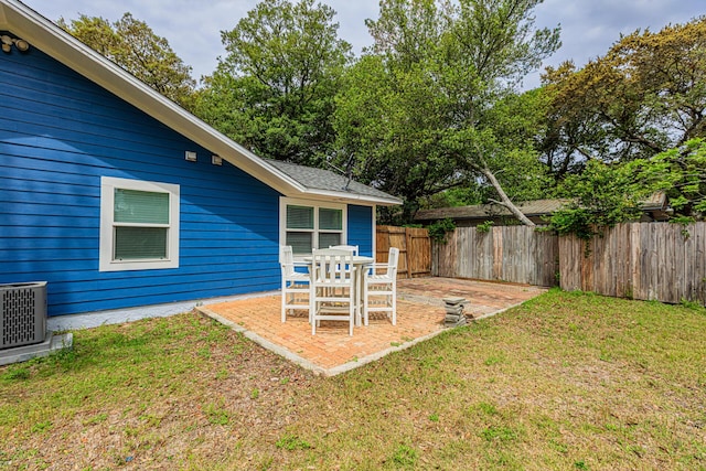 1013 Gloria Ave, Fort Walton Beach, FL 32547 - view of yard featuring a patio area and central air condition unit