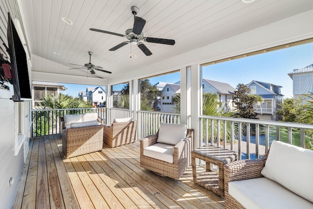 deck with ceiling fan