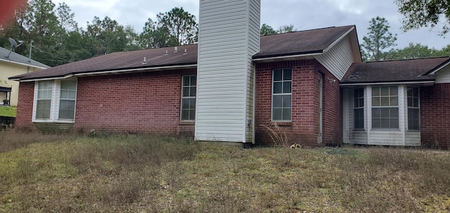 view of home's exterior