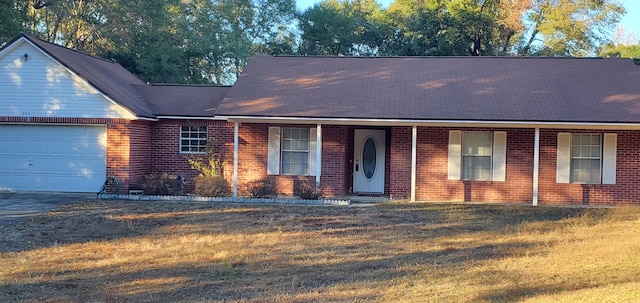 single story home featuring a garage