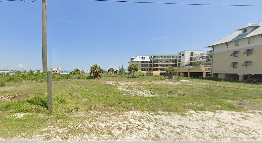 104 14th St, Mexico Beach, FL 32456