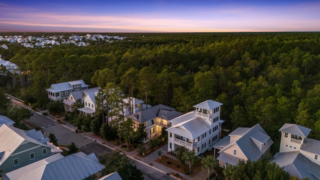 view of aerial view at dusk