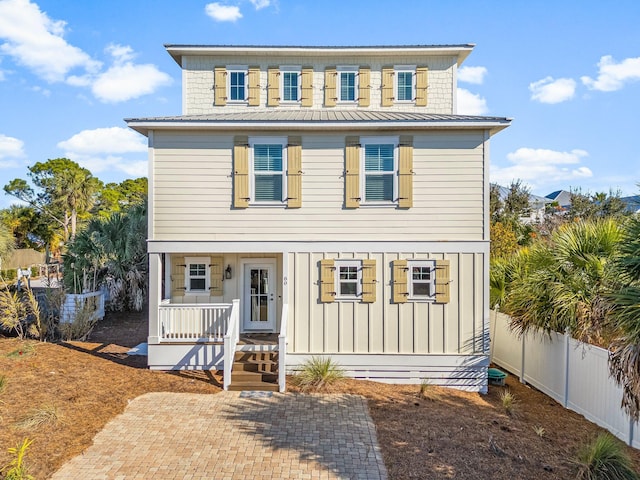 view of front of home featuring covered porch