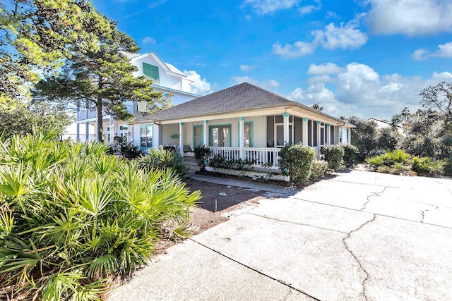 view of front of property with a porch