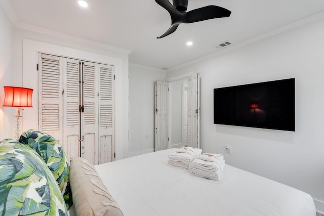374 San Juan Ave, Santa Rosa Beach, FL 32459 - bedroom with ornamental molding, recessed lighting, a closet, and a ceiling fan