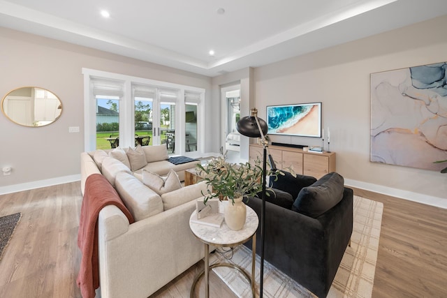 131 W Lafayette Rd, Inlet Beach, FL 32461 - living area featuring baseboards, wood finished floors, and recessed lighting