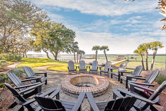 view of patio with a fire pit