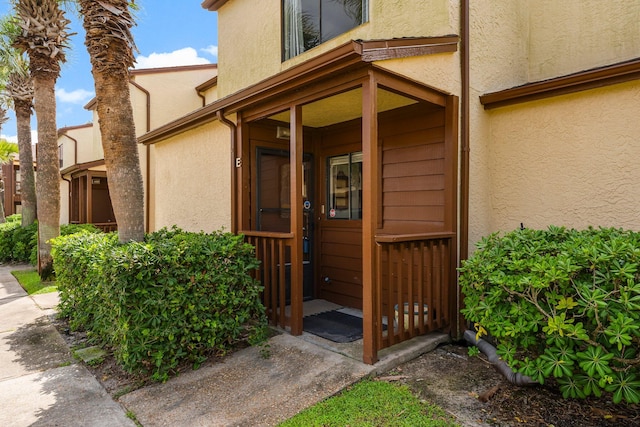 view of property entrance