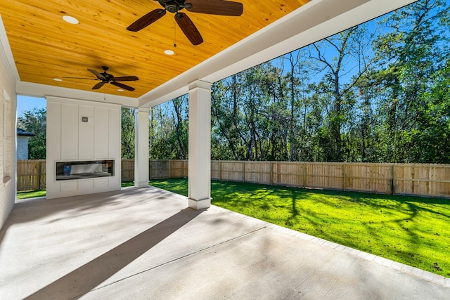 view of patio / terrace featuring ceiling fan