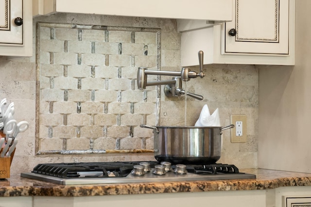 room details with backsplash