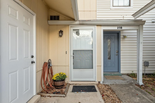 view of entrance to property