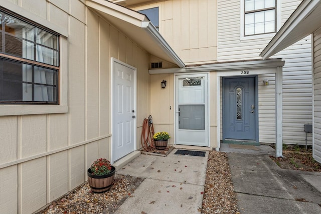 view of entrance to property