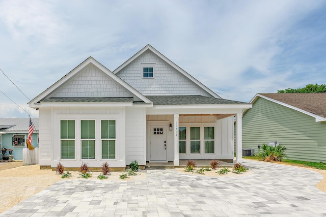 view of front of home featuring covered porch