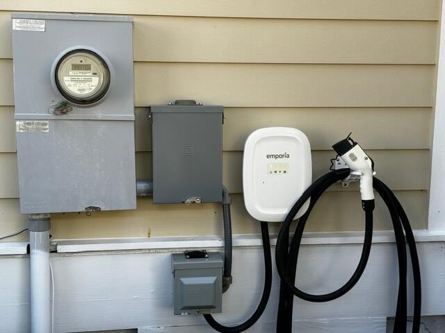 view of utility room