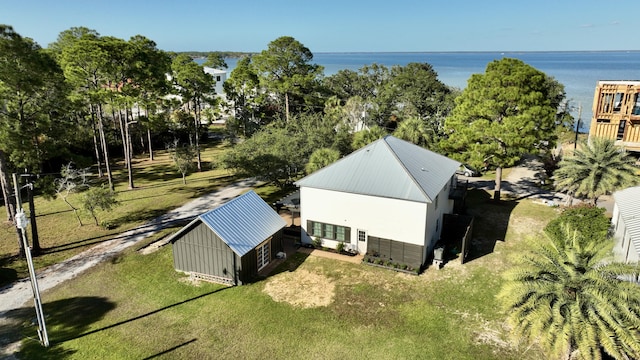 bird's eye view with a water view