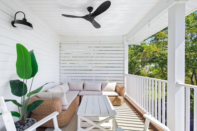 balcony with a ceiling fan