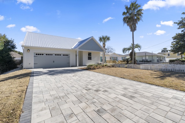 view of front facade with a garage