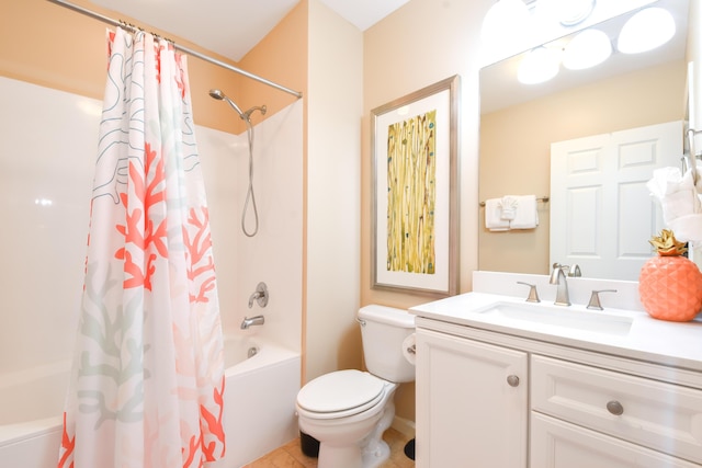 full bathroom with shower / bath combo with shower curtain, vanity, and toilet