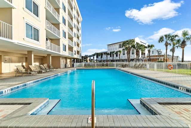 view of swimming pool featuring a patio