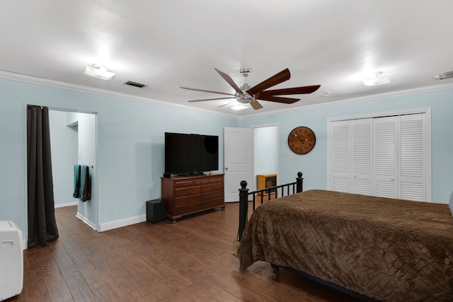 bedroom with a closet, ceiling fan, dark hardwood / wood-style flooring, and ornamental molding