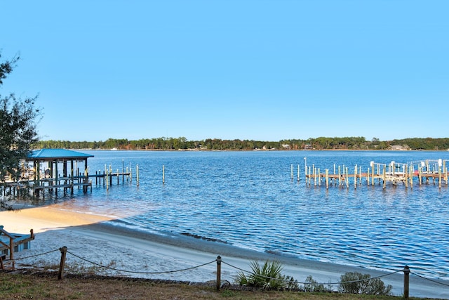 view of dock featuring a water view