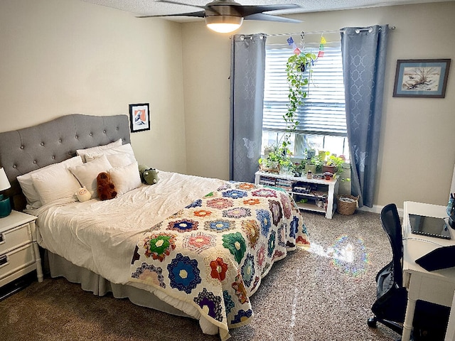 bedroom with ceiling fan