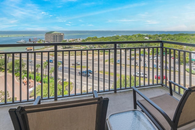 10 Harbor Blvd Unit W528, Destin, FL 32541 - balcony featuring a water view