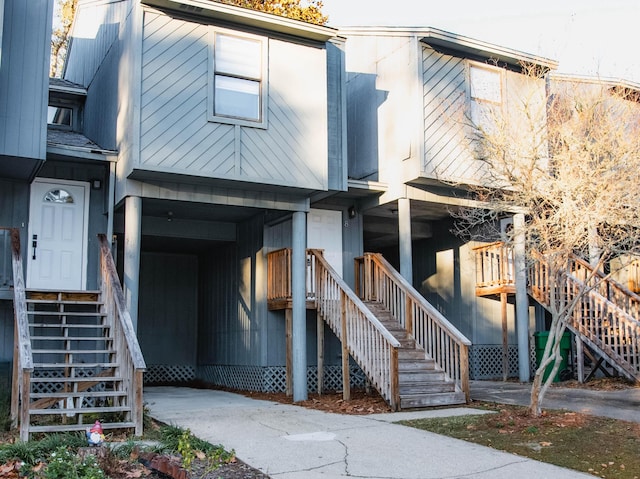 view of townhome / multi-family property