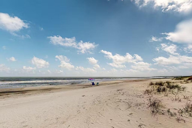 water view featuring a beach view