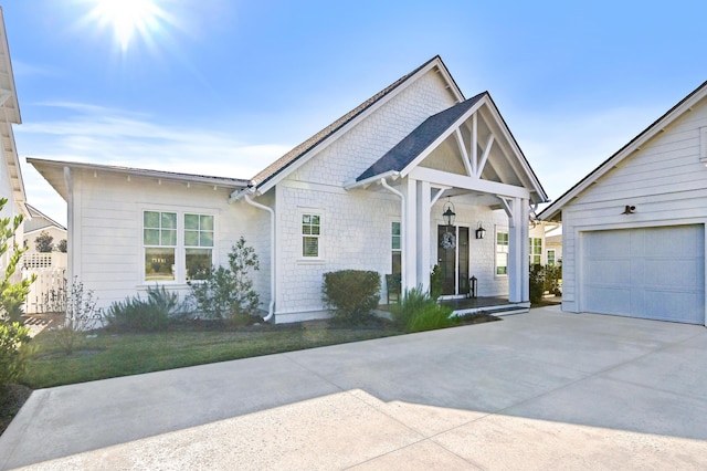 view of front facade with a garage