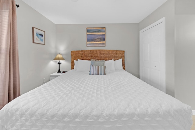 bedroom featuring a closet