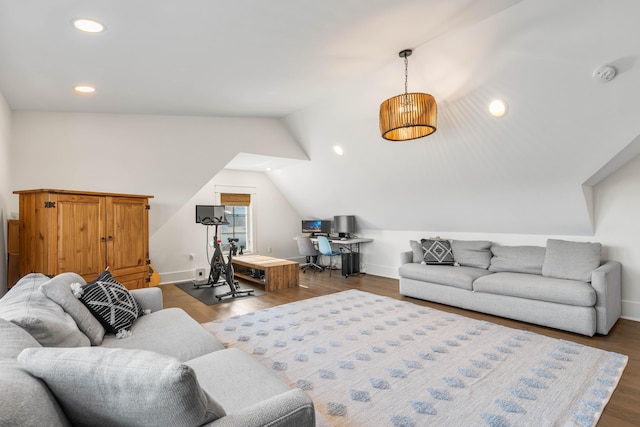 living room featuring dark wood finished floors, recessed lighting, baseboards, and vaulted ceiling