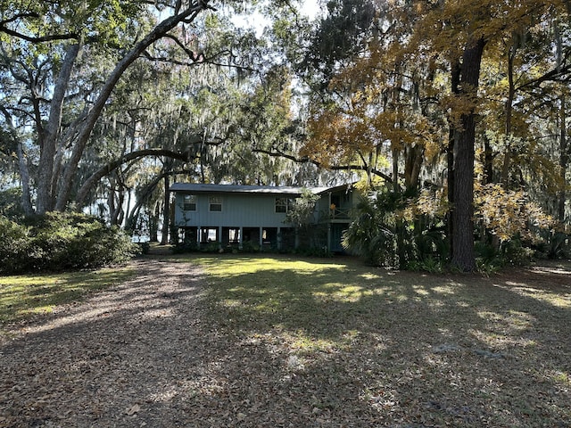 exterior space with a front yard