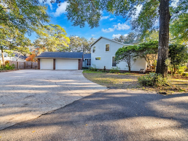 view of front facade with a garage