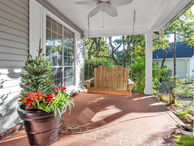 view of patio with ceiling fan