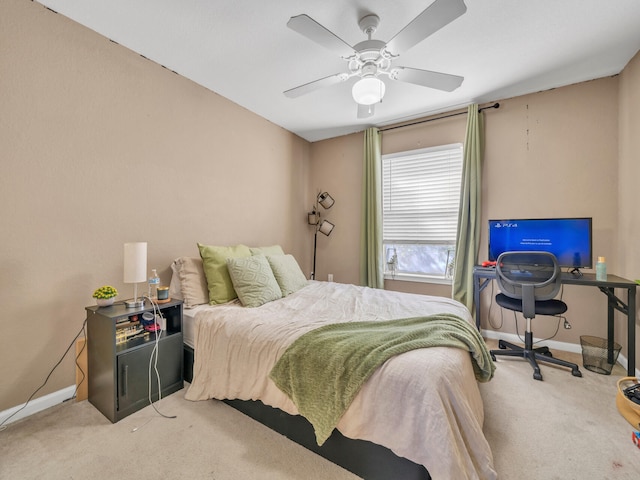 bedroom featuring carpet floors and ceiling fan