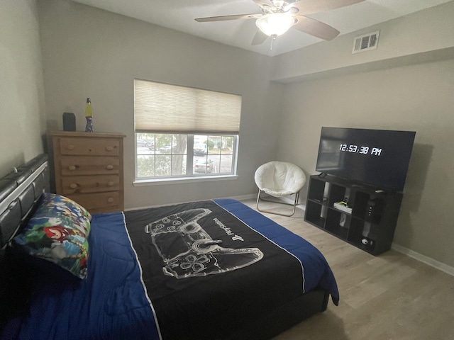 1501 N Partin Dr Unit 209, Niceville, FL 32578 - bedroom with ceiling fan