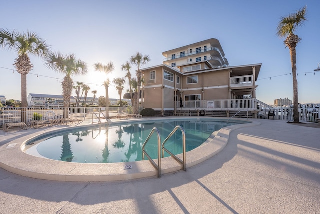 view of swimming pool featuring a patio